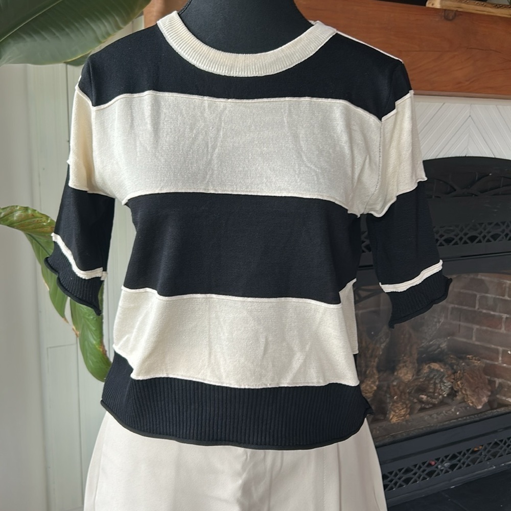 Knitted cropped top Size XS/S